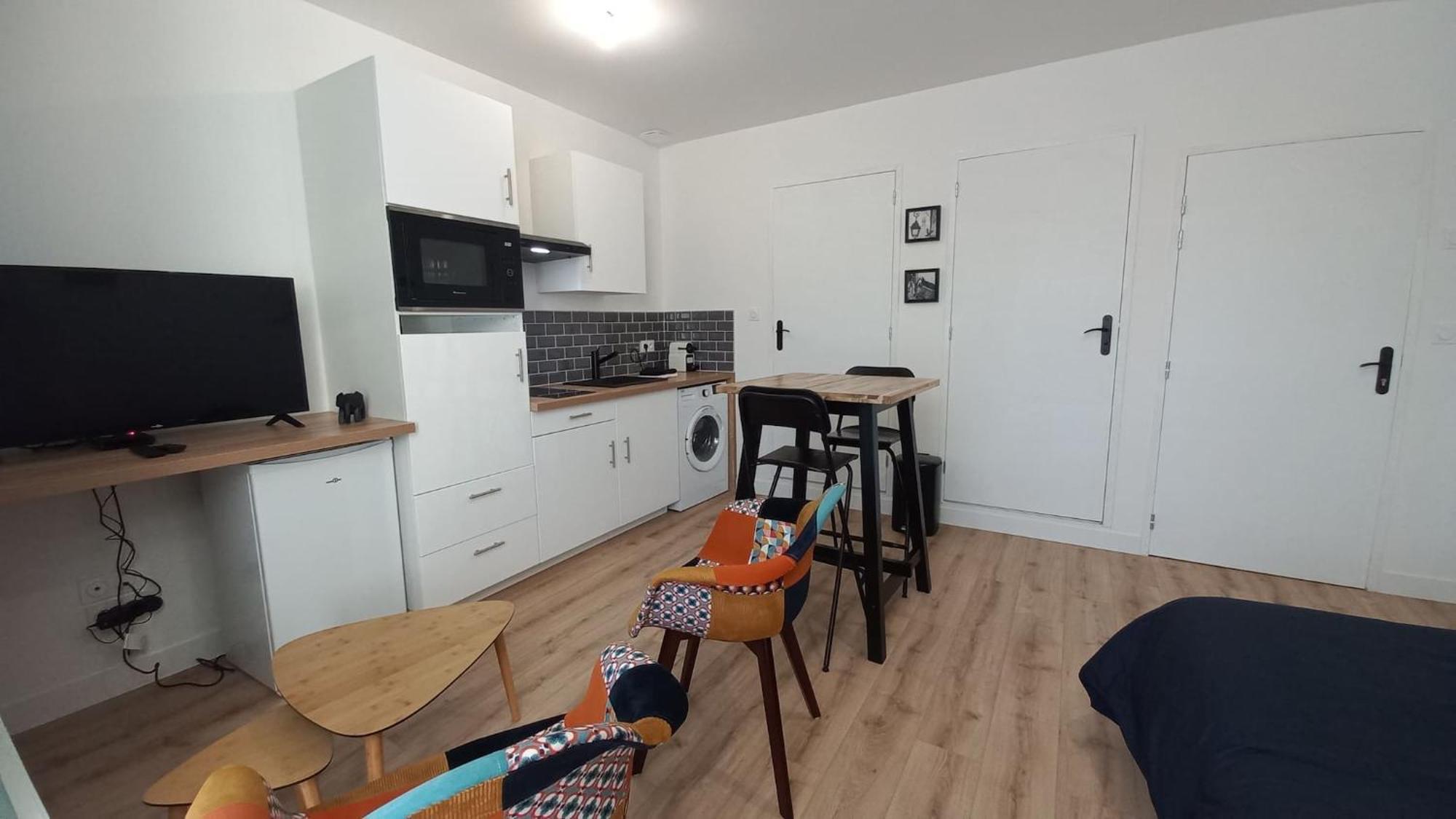 Segré centre ✰ studio ✰ 24m² ✰ cuisne ✰ wifi ✰ TOUT NEUF! Exterior foto